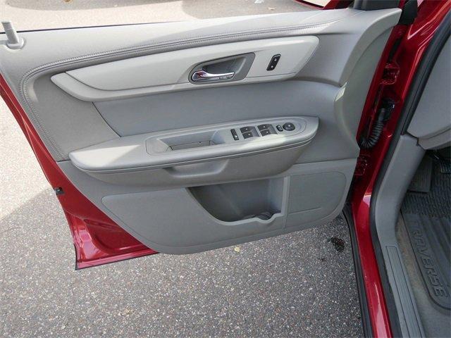 used 2014 Chevrolet Traverse car, priced at $8,900