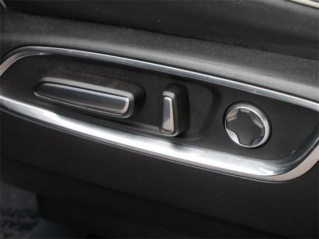 used 2020 Acura MDX car, priced at $31,795