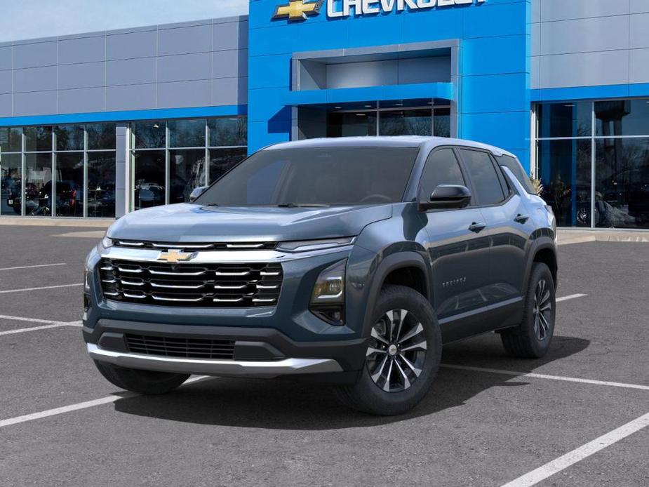 new 2025 Chevrolet Equinox car, priced at $32,075