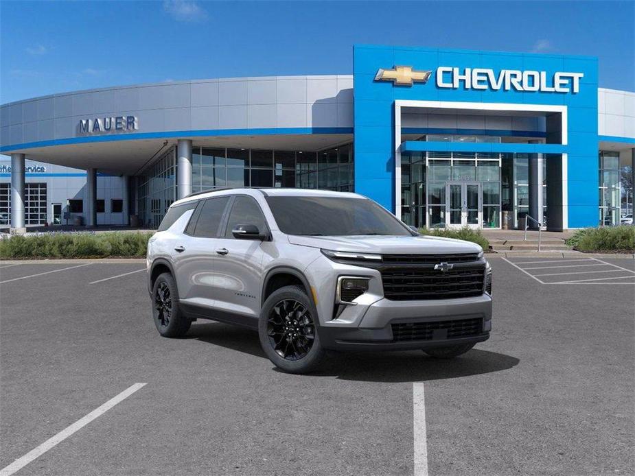 new 2025 Chevrolet Traverse car, priced at $47,130