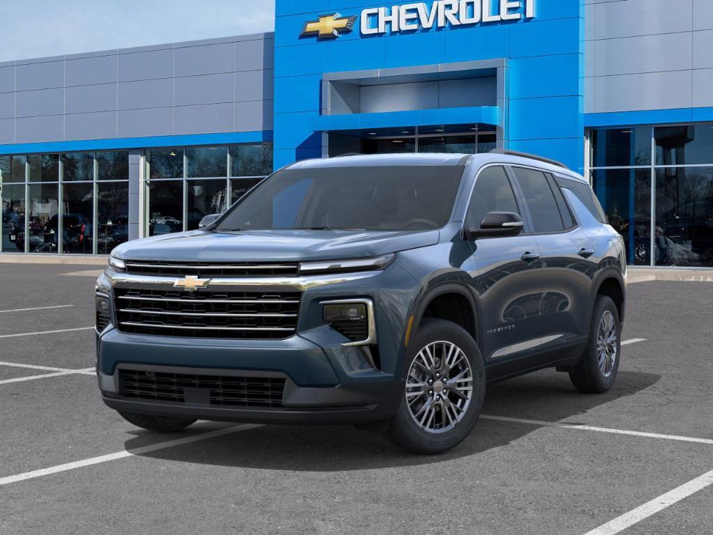 new 2026 Chevrolet Traverse car, priced at $44,011
