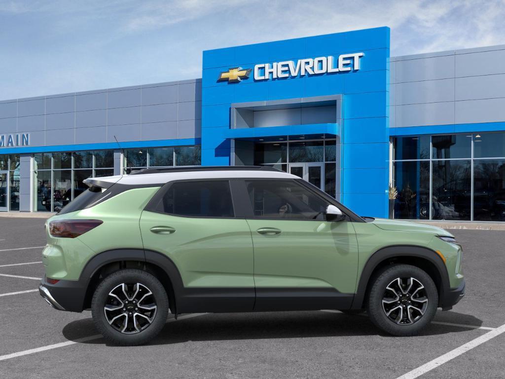 new 2025 Chevrolet TrailBlazer car, priced at $30,876