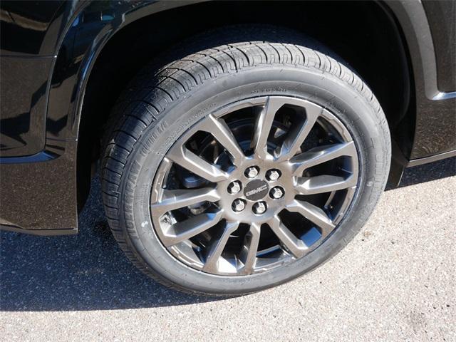 used 2022 GMC Acadia car, priced at $31,895