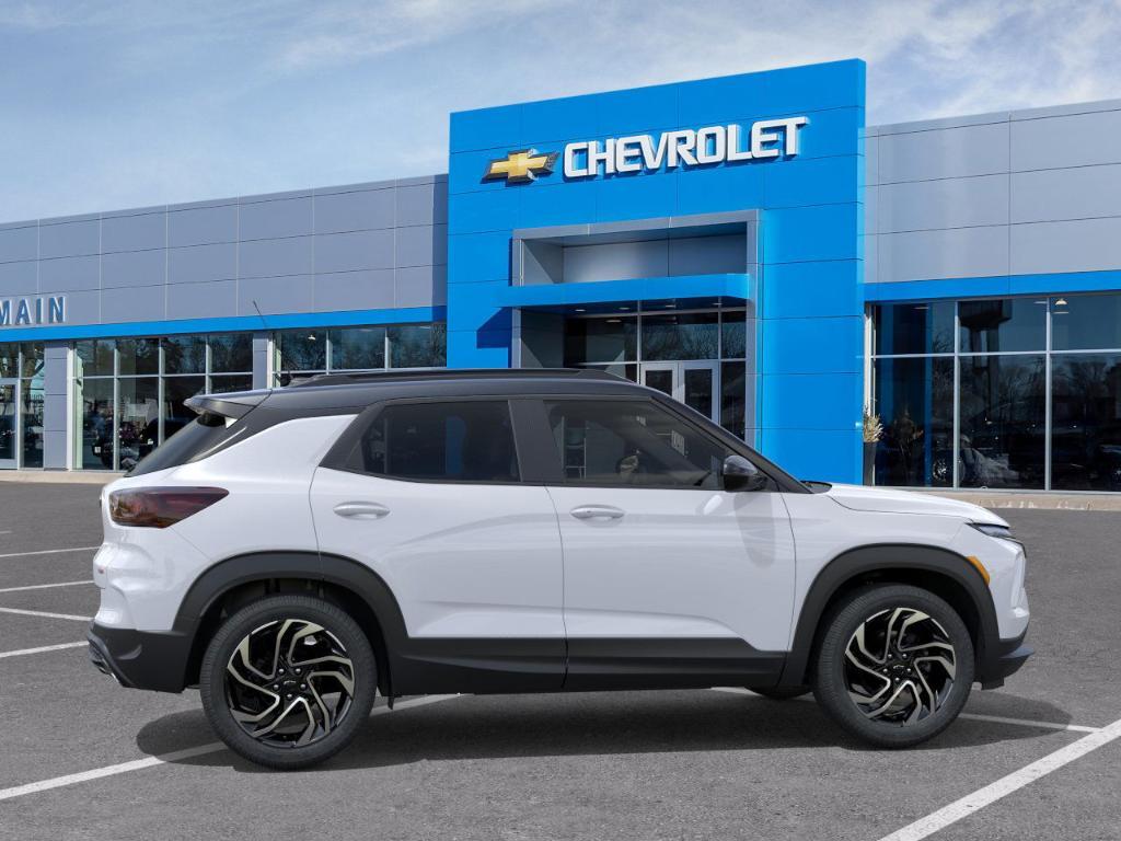new 2026 Chevrolet TrailBlazer car, priced at $33,400