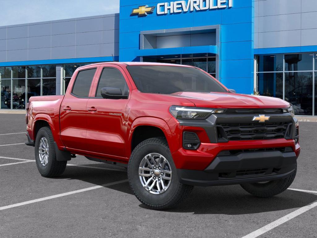 new 2025 Chevrolet Colorado car, priced at $45,680