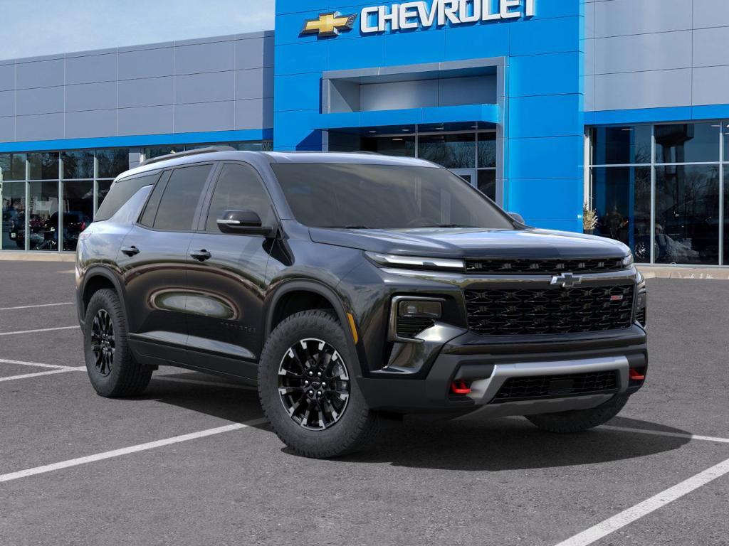 new 2025 Chevrolet Traverse car, priced at $50,217