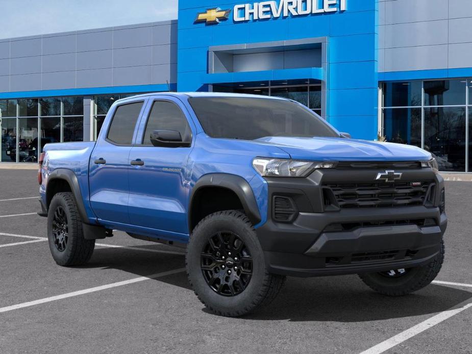 new 2024 Chevrolet Colorado car, priced at $40,490