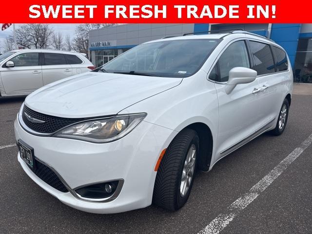 used 2020 Chrysler Pacifica car, priced at $16,995