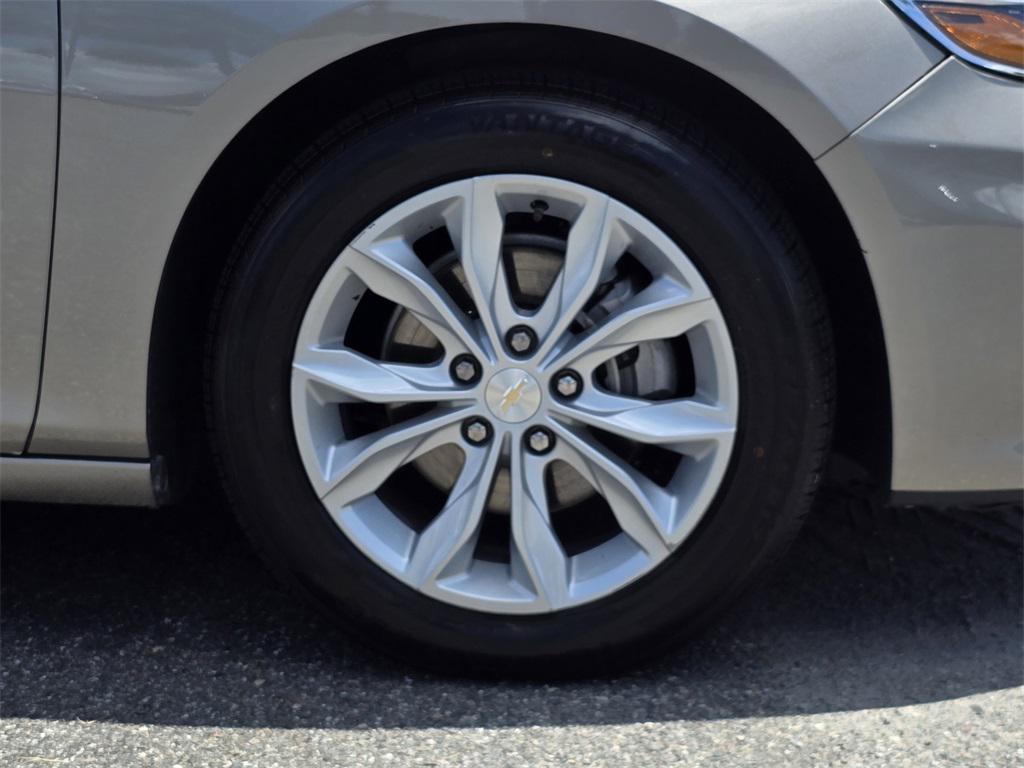 used 2024 Chevrolet Malibu car, priced at $19,999