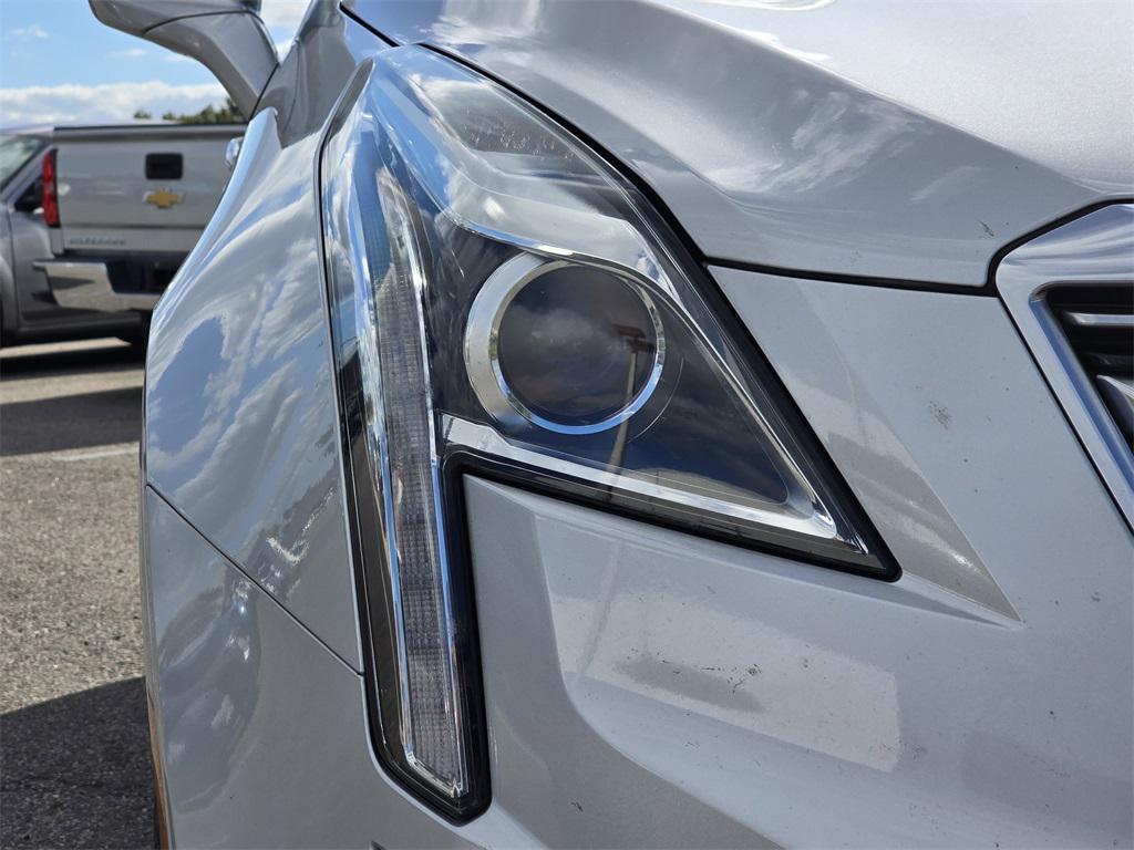 used 2018 Cadillac XT5 car, priced at $16,999