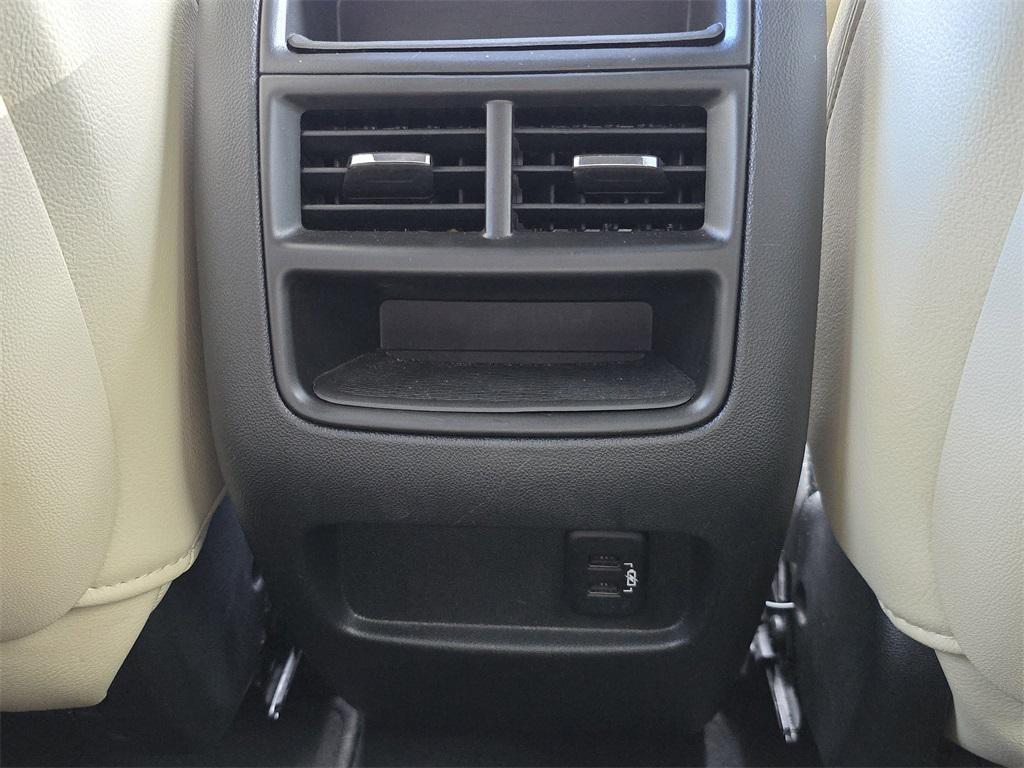 used 2018 Cadillac XT5 car, priced at $16,999