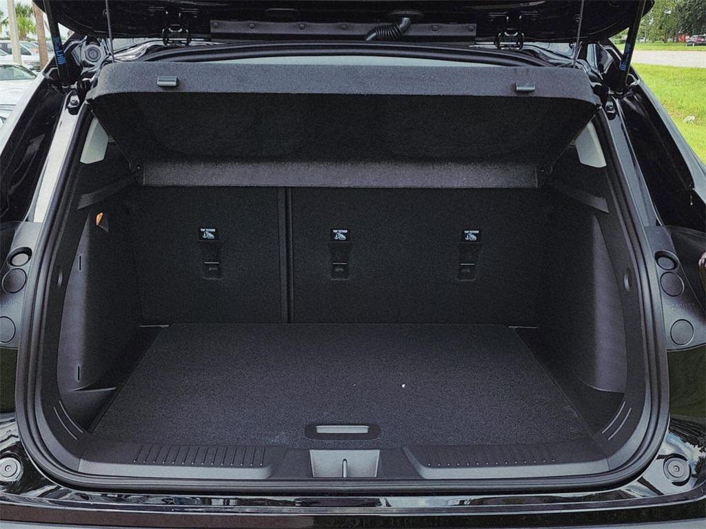 new 2025 Chevrolet Trax car, priced at $25,589