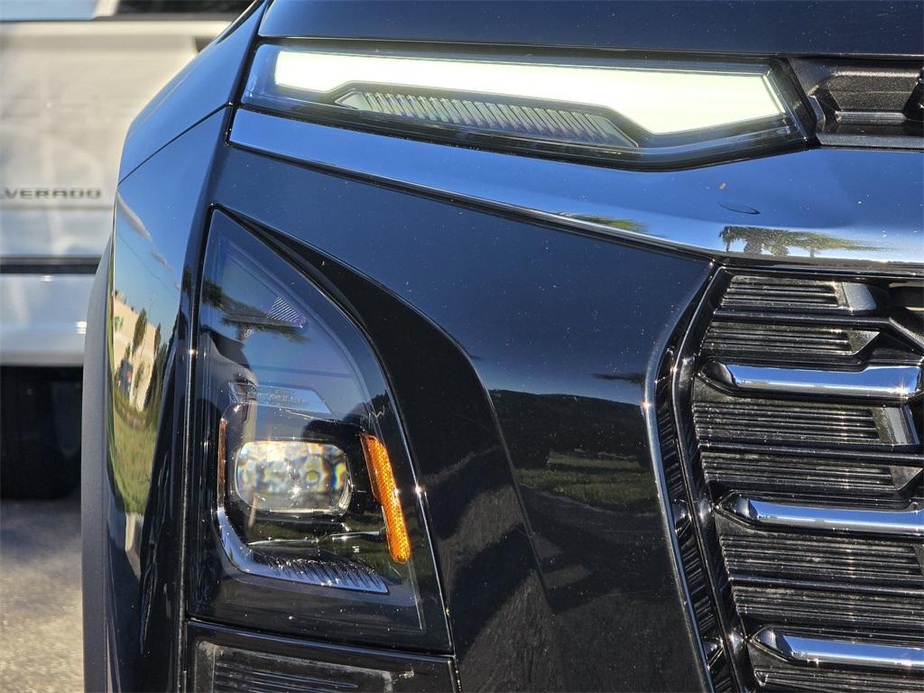 used 2025 Chevrolet Equinox car, priced at $24,999