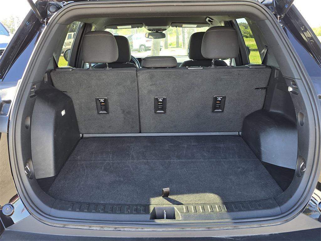 used 2025 Chevrolet Equinox car, priced at $24,999