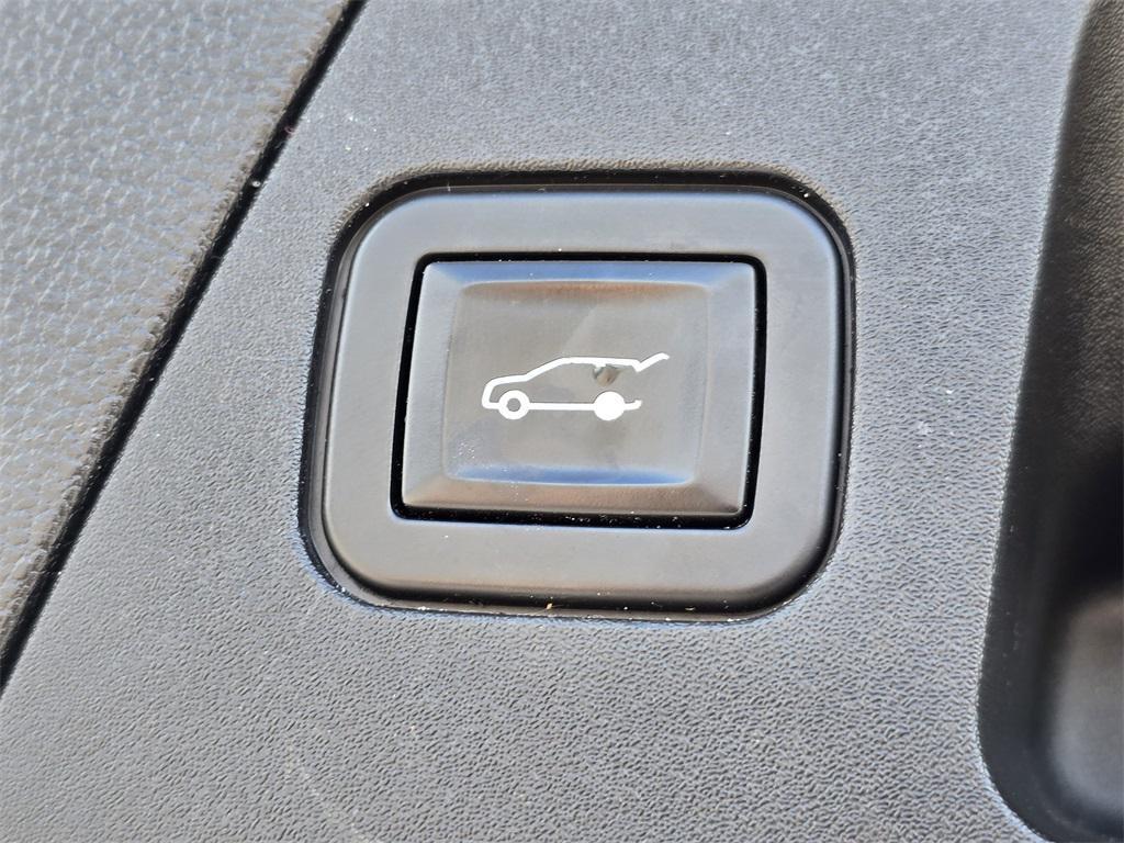 used 2019 Buick Envision car, priced at $17,999