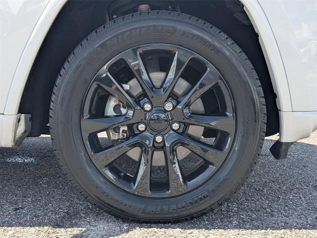 used 2021 Jeep Grand Cherokee car, priced at $17,999