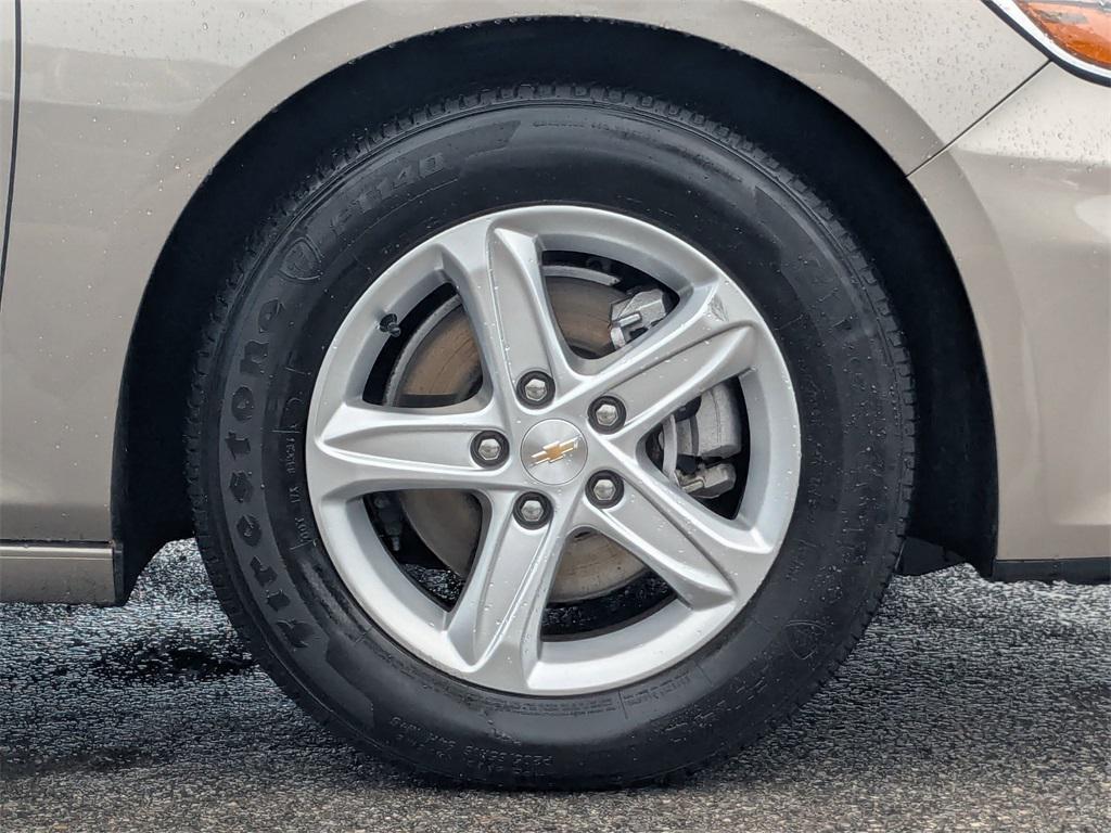 used 2024 Chevrolet Malibu car, priced at $18,999