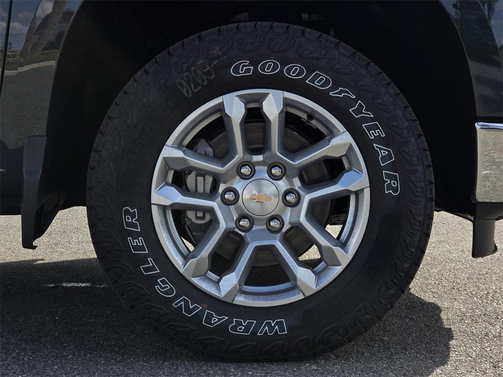 new 2026 Chevrolet Silverado 1500 car, priced at $53,012