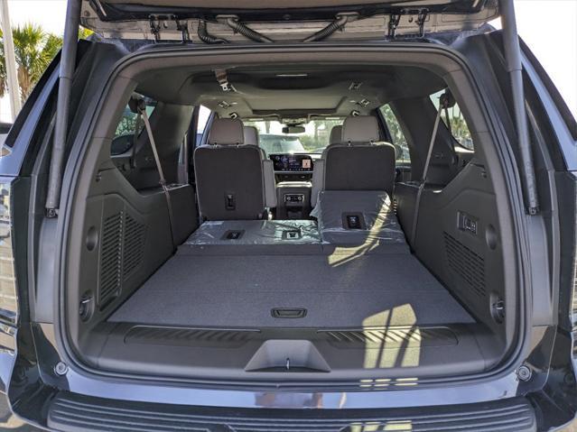 new 2025 Chevrolet Suburban car, priced at $71,880