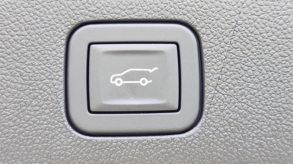 new 2025 Chevrolet Tahoe car, priced at $79,690