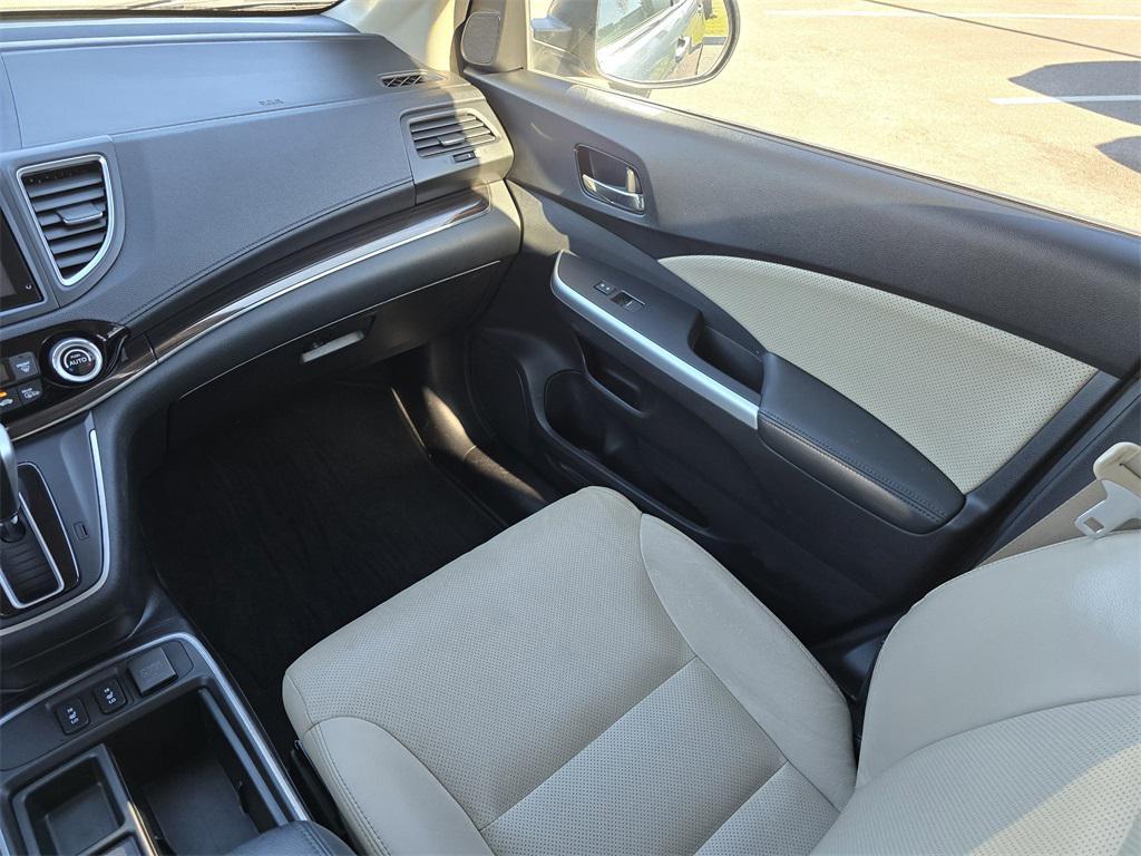 used 2015 Honda CR-V car, priced at $15,999