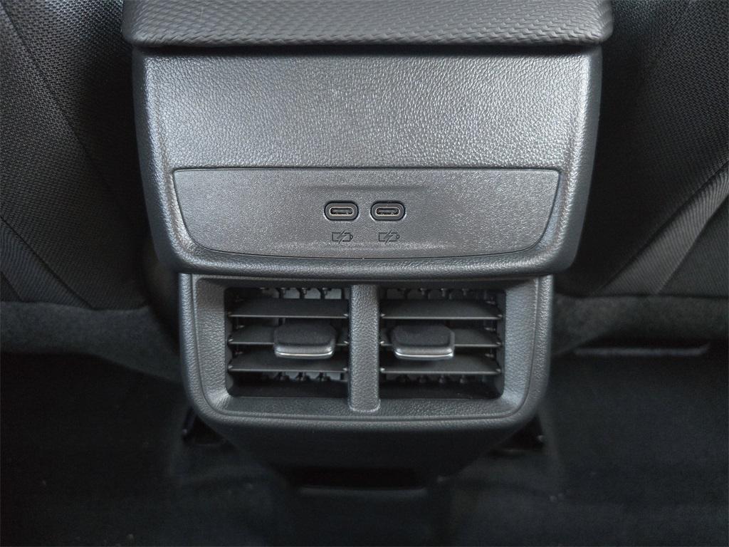 new 2026 Chevrolet Equinox car, priced at $30,909