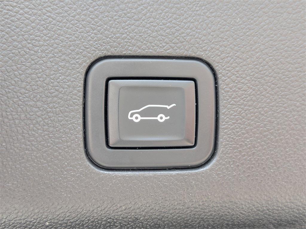 used 2021 Chevrolet Suburban car, priced at $48,999