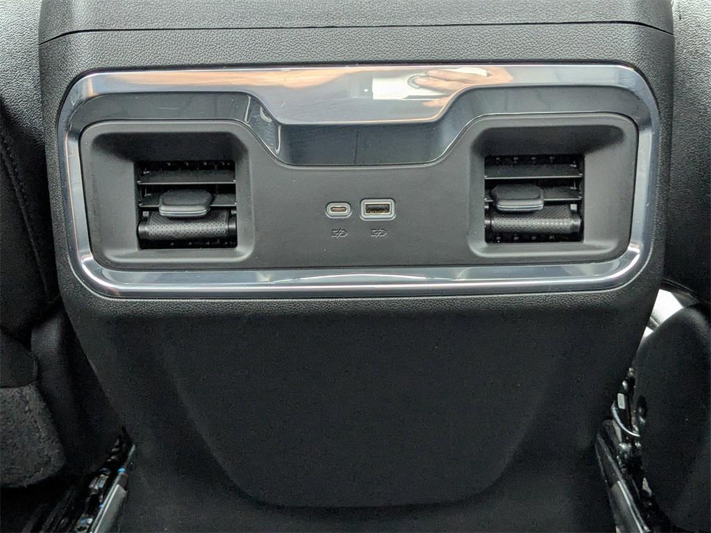 used 2022 Chevrolet Silverado 1500 car, priced at $40,999