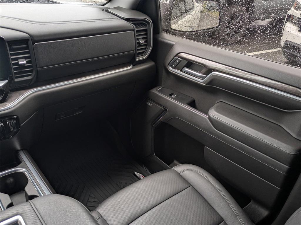 used 2022 Chevrolet Silverado 1500 car, priced at $40,999
