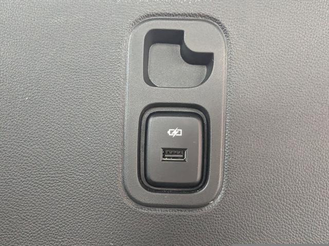 used 2023 Chevrolet Traverse car, priced at $37,999