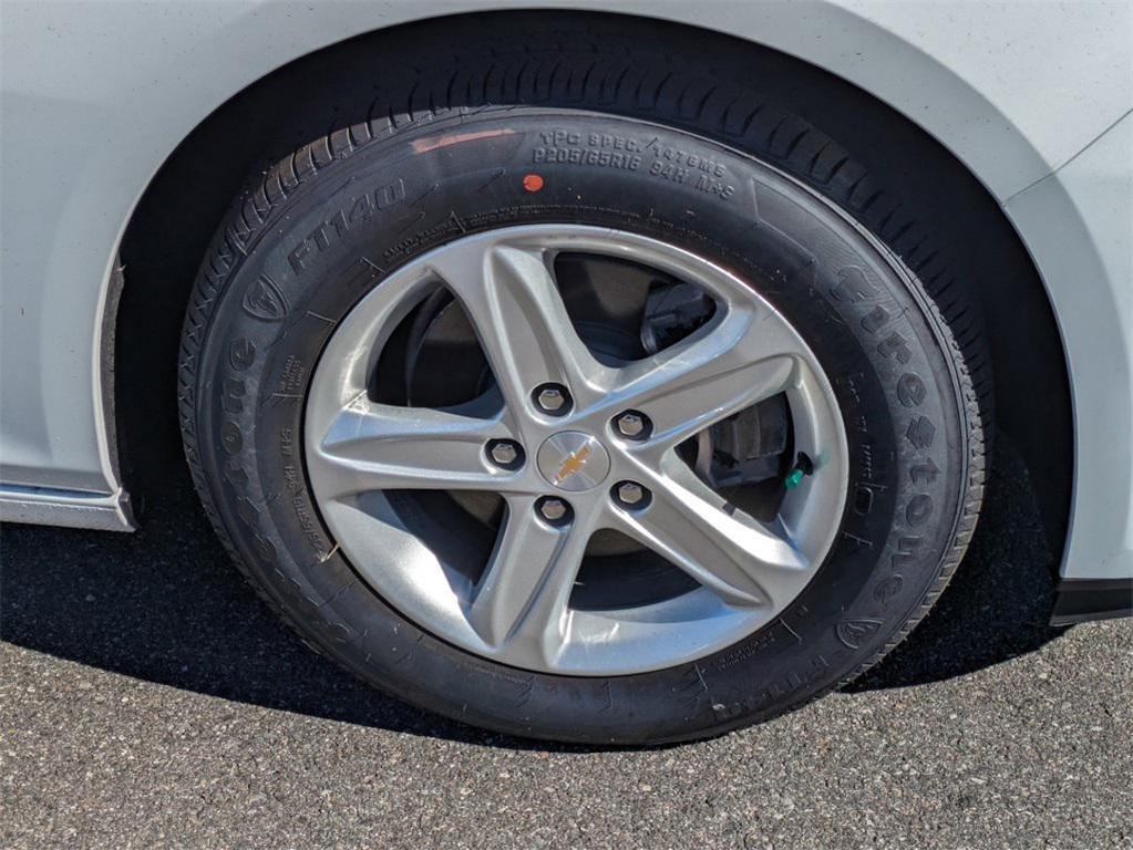 new 2025 Chevrolet Malibu car, priced at $25,155