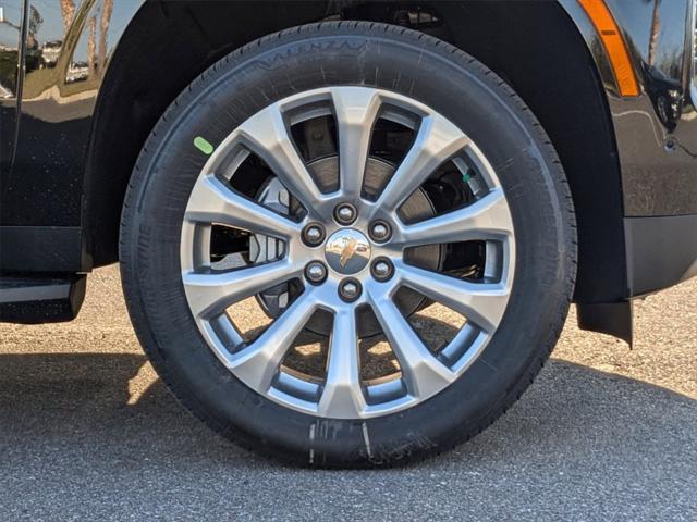 new 2025 Chevrolet Suburban car, priced at $77,276