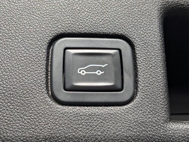 used 2018 Chevrolet Equinox car, priced at $15,999