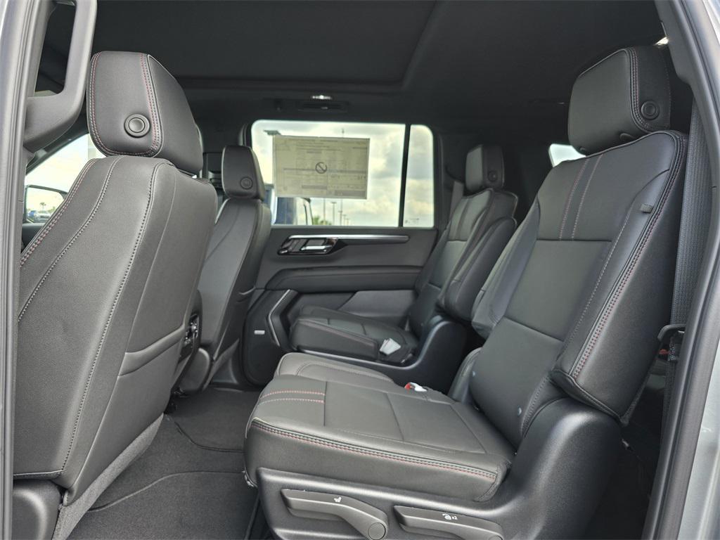 new 2025 Chevrolet Suburban car, priced at $76,125