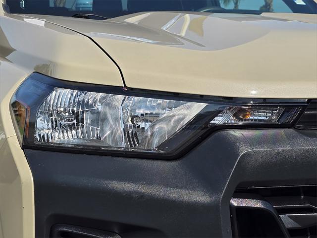 used 2024 Chevrolet Colorado car, priced at $30,999