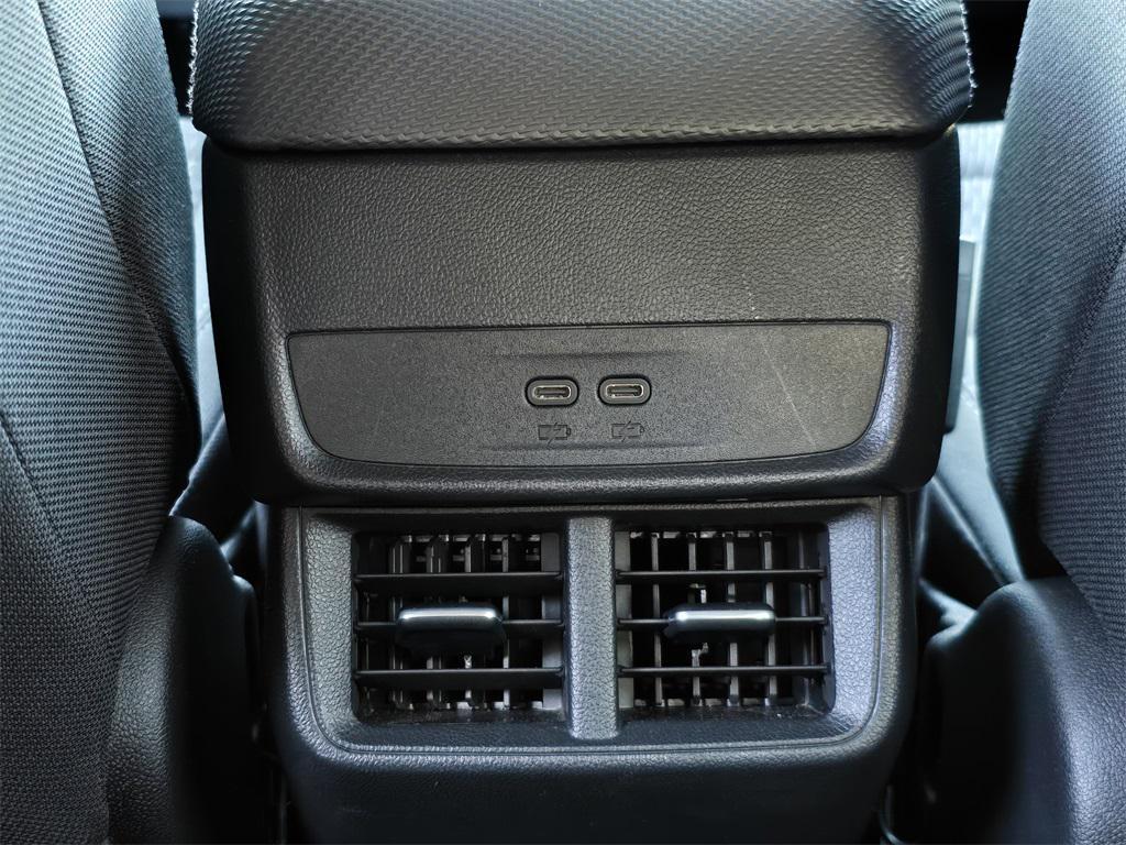 used 2025 Chevrolet Equinox car, priced at $24,999