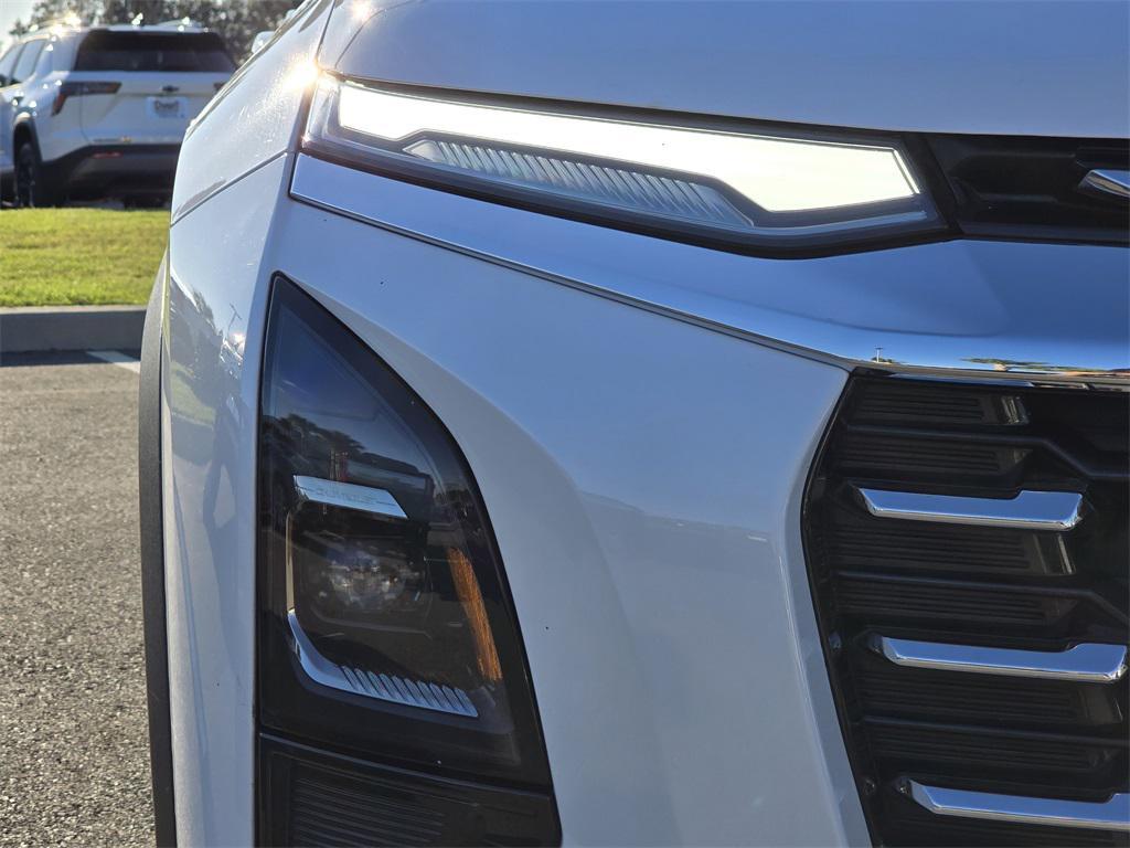 used 2025 Chevrolet Equinox car, priced at $24,999