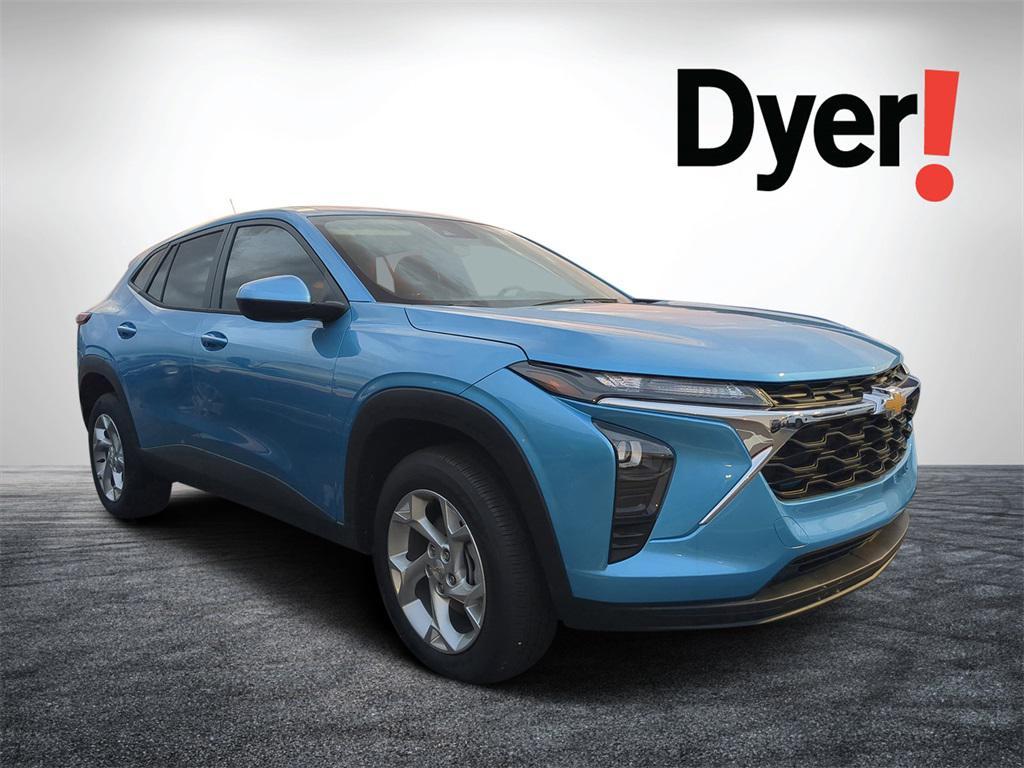 used 2025 Chevrolet Trax car, priced at $22,999