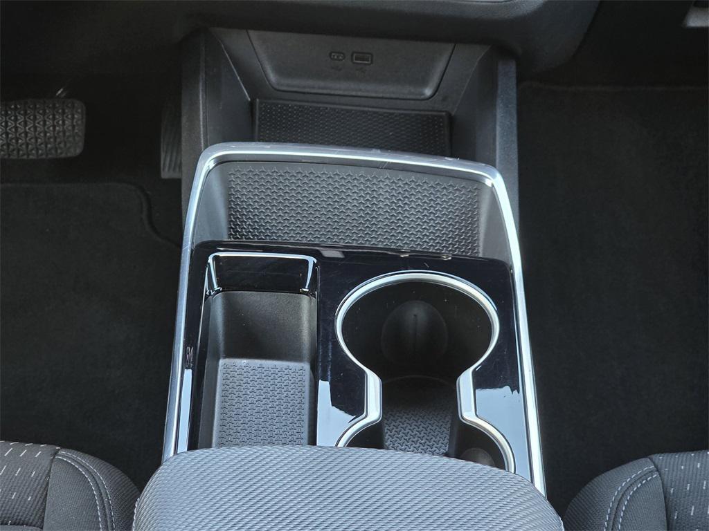 used 2025 Chevrolet Equinox car, priced at $24,999