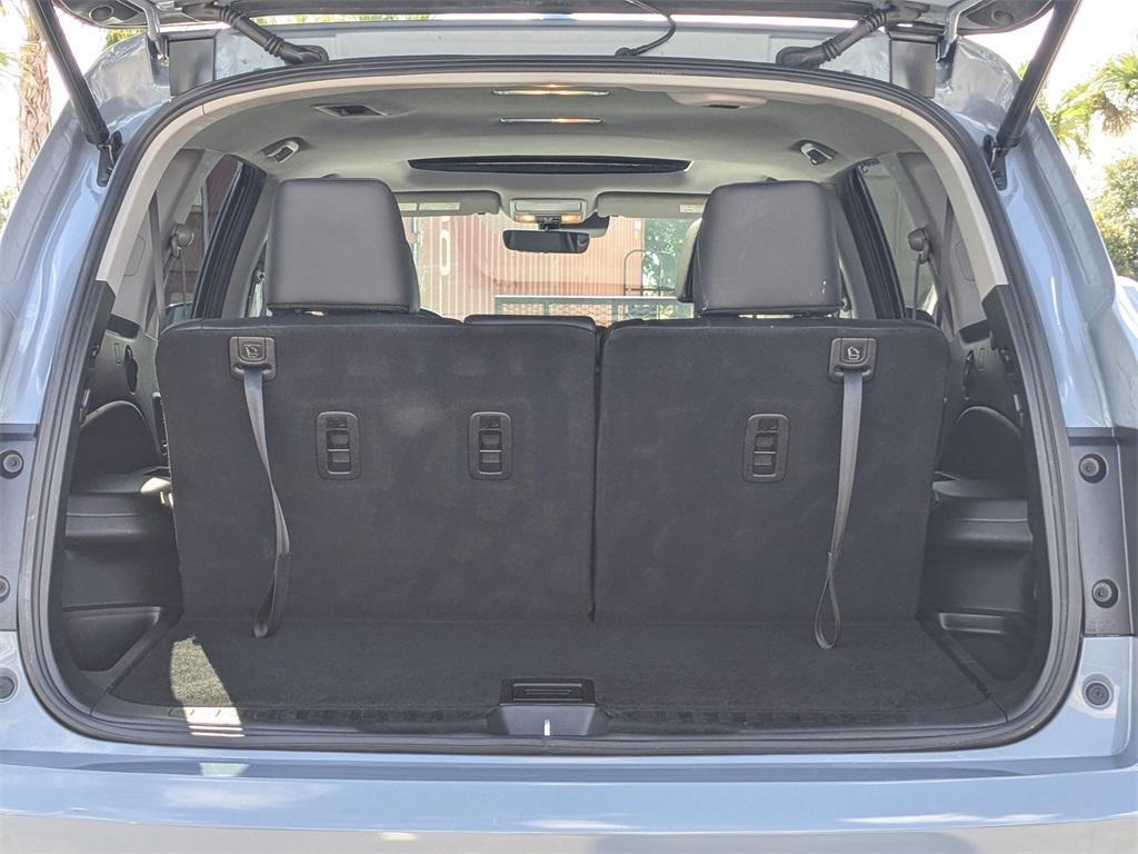 used 2022 Honda Pilot car, priced at $29,999