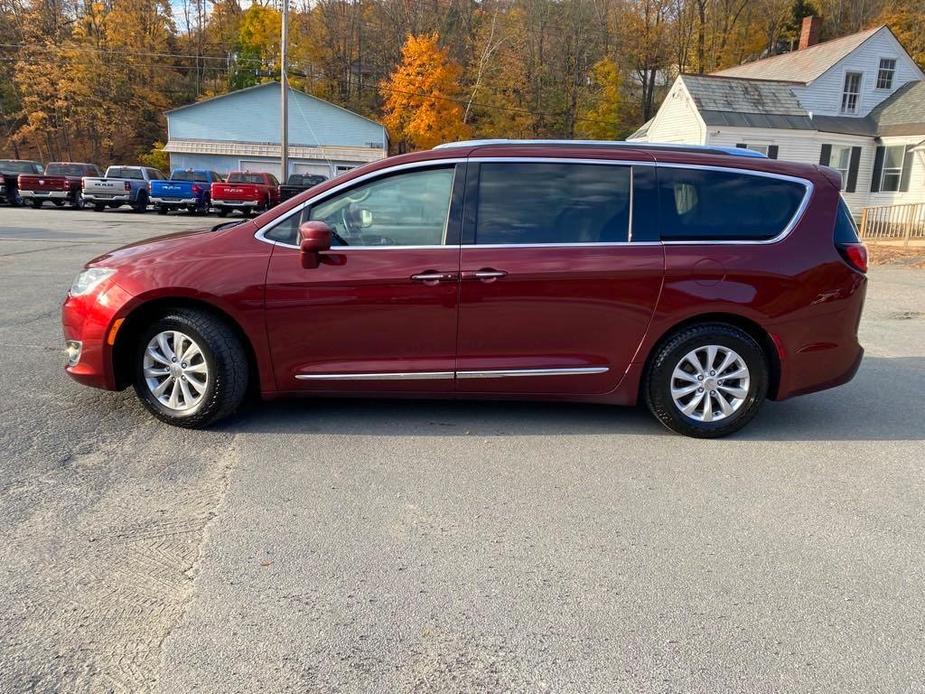 used 2018 Chrysler Pacifica car, priced at $18,126