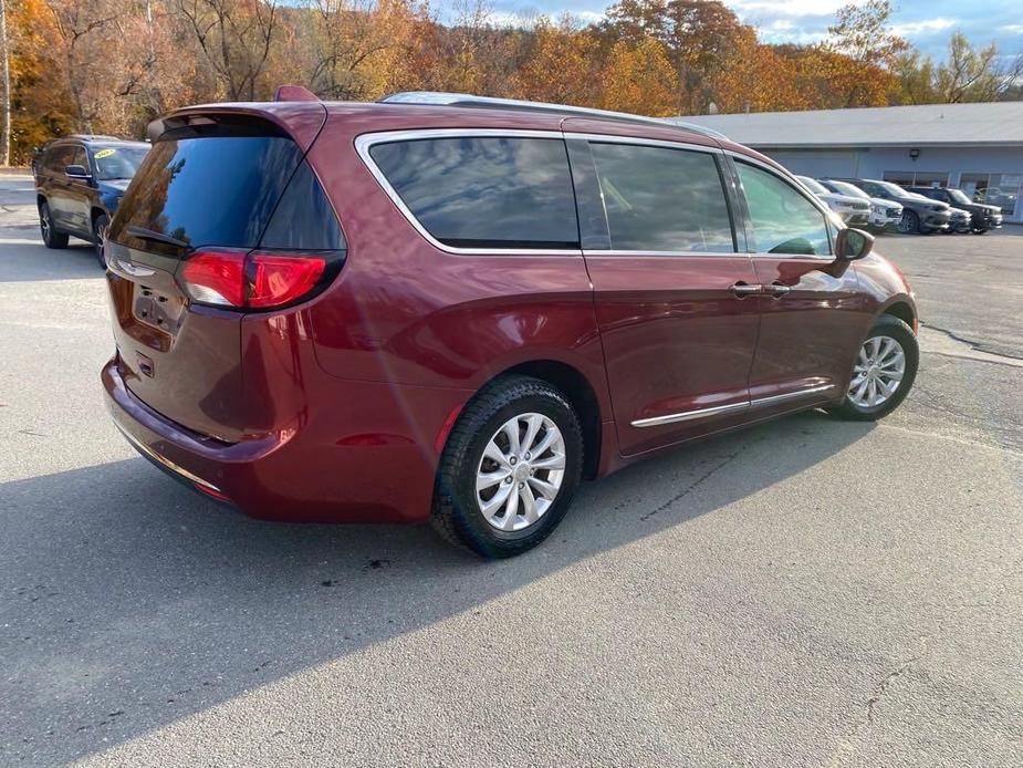 used 2018 Chrysler Pacifica car, priced at $18,126