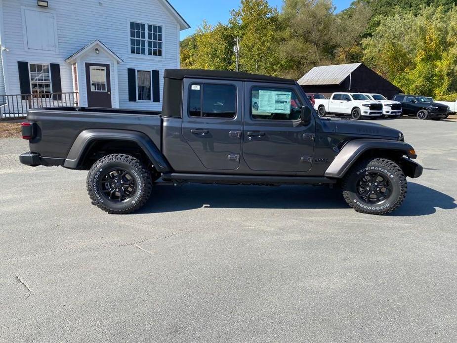 new 2024 Jeep Gladiator car, priced at $44,290