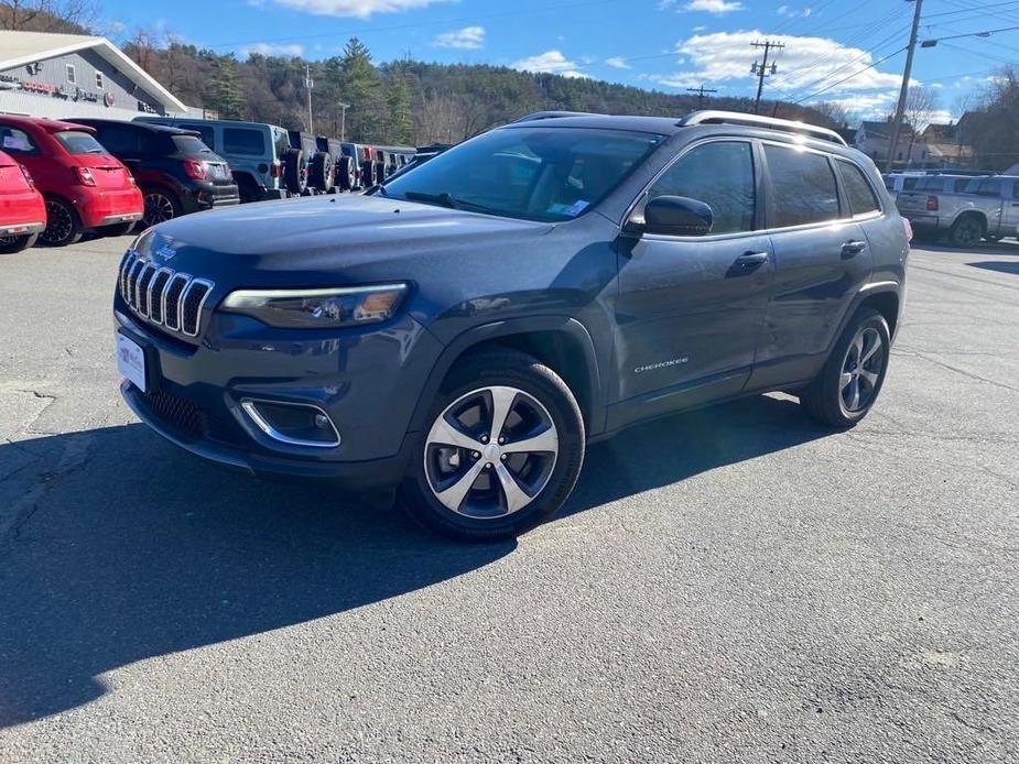 used 2020 Jeep Cherokee car, priced at $23,333