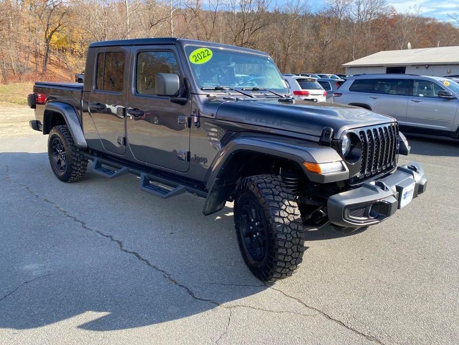 used 2022 Jeep Gladiator car, priced at $30,137