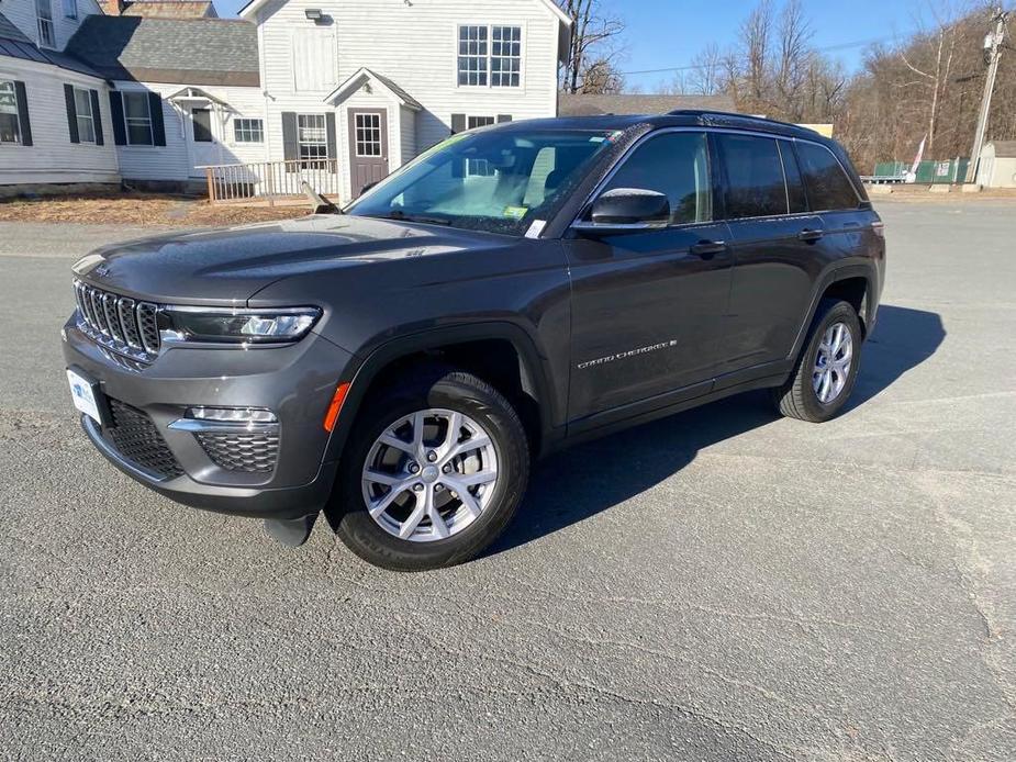 used 2022 Jeep Grand Cherokee car, priced at $26,627