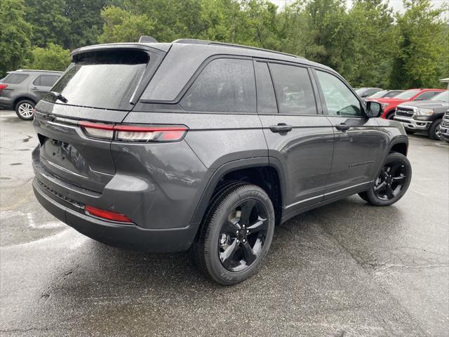 new 2024 Jeep Grand Cherokee car, priced at $44,220