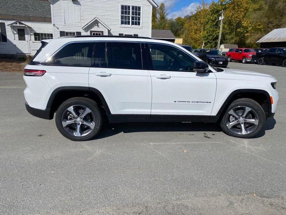 new 2024 Jeep Grand Cherokee 4xe car, priced at $53,080