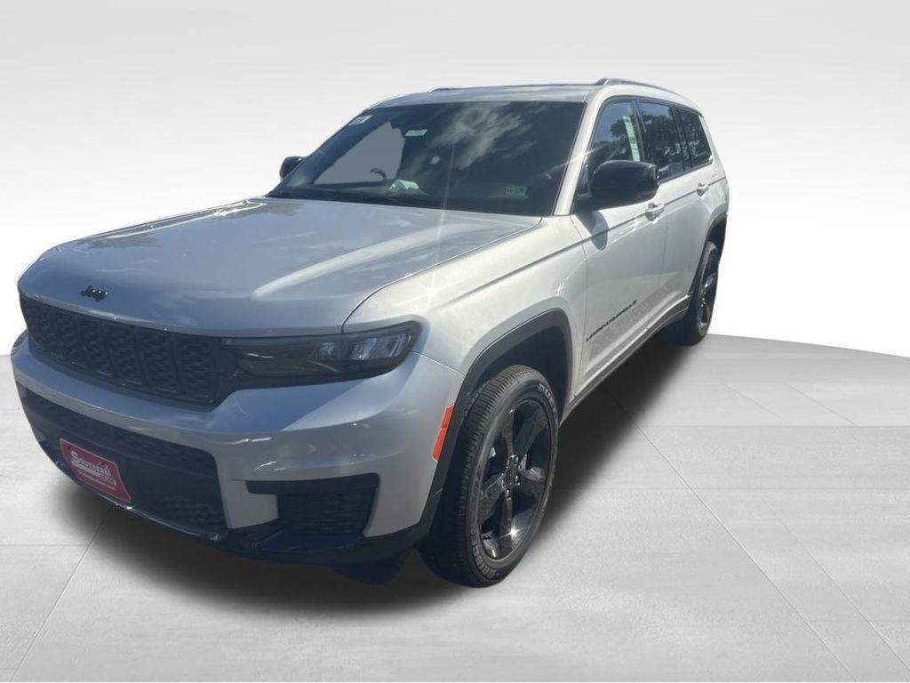 new 2025 Jeep Grand Cherokee L car, priced at $50,375
