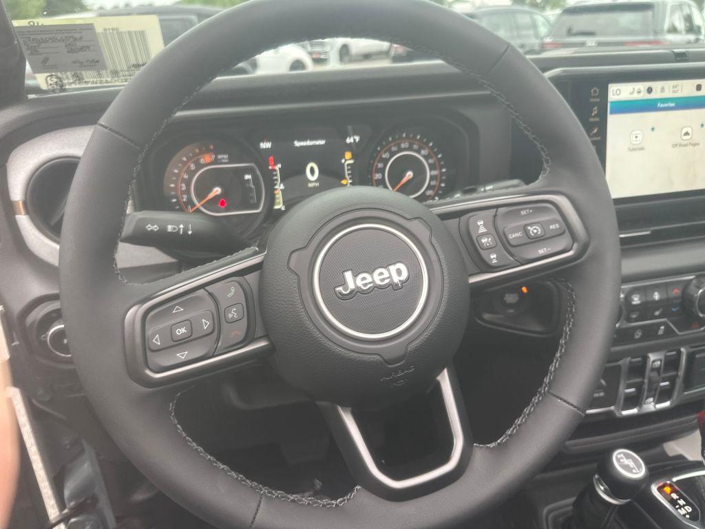 new 2025 Jeep Wrangler car, priced at $55,830
